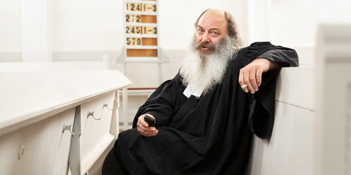 Lothar König, Stadtjugendpfarrer von Jena. Er ist für den taz Panterpreis 2013 nominiert. In der Friedenskirche bzw. in der Jungen Gemeinde Stadtmitte Jena, 5.6.2013